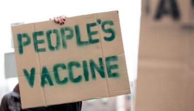 Us 1220 covid19 peoplesvaccineprotest zdeclerck 11 900x500