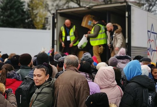 Aid distributions by mitzvah for ukraine in kherson 2