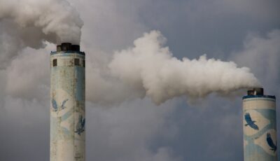 Factory smoke. free public domain cc0 photo. more: original public domain image from <a href="https://www.flickr.com/photos/spongebabyalwaysfull/14868373428/" target=" blank" rel="noopener noreferrer nofollow">flickr</a>
