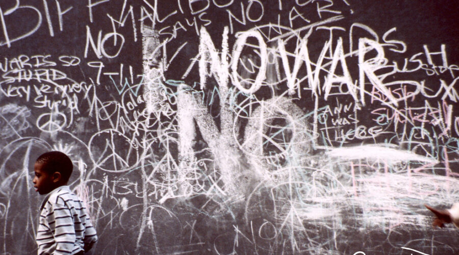 Stop war writing on wall